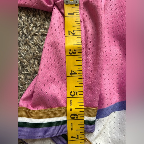 Men’s adult small basketball shorts NWOT abstract mountain graphic - Picture 5 of 6